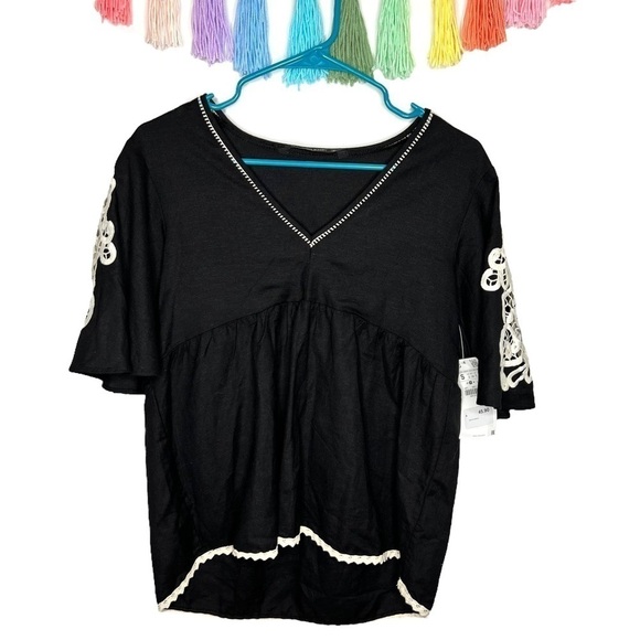 Zara Baby Doll Short Sleeve Blouse with White Embroidery Size Small - Picture 1 of 15